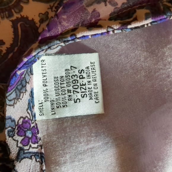 Victoria Holley purple paisley dress, size PS - Picture 6 of 9